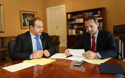 Isidro Monzo Alcalde de Salinas y la Diputación