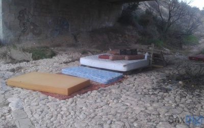 Debajo de un puente