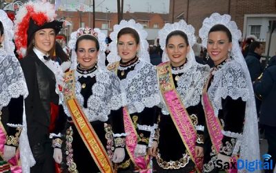 Reunión de Reinas y Damas mayores