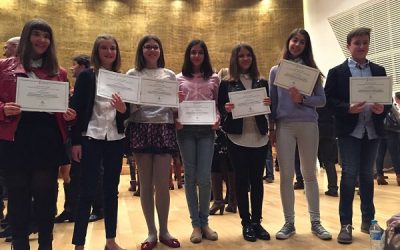 Educación premia el rendimiento académico, de siete sajeñ@s