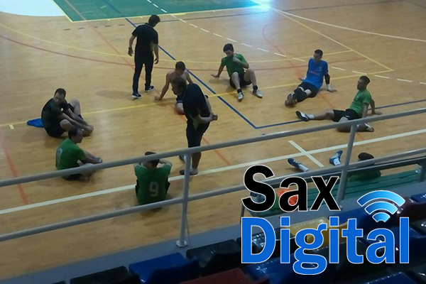 CFS San Blas Sax entrenando
