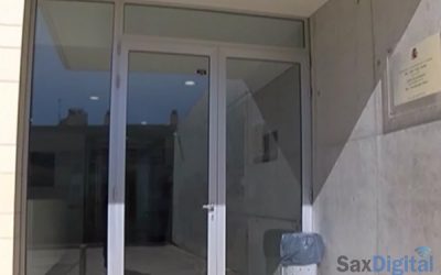 Sax abre las puertas del Centro de Día