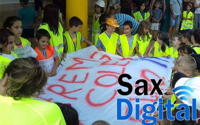 AMPA del Colegio Cervantes de Sax, el comienzo del curso escolar se aplaza hasta la colocación de las escaleras