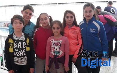 El Club Natación Sax participa con éxito en la tercera jornada de la Liga Promesas