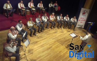La Colla “Los Amigos” llenó el Teatro Cervantes de sonidos tradicionales