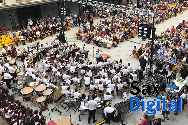 Impresionante Concierto del Centenario de las Carmelitas en Sax
