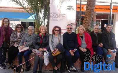 Poner fin a la violencia contra las mujeres, la cita mensual en Sax