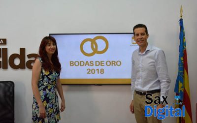 El Ayuntamiento de Elda homenajea a las parejas que cumplen este año sus Bodas de Oro en un gala que se celebrará en otoño en el Teatro Castelar