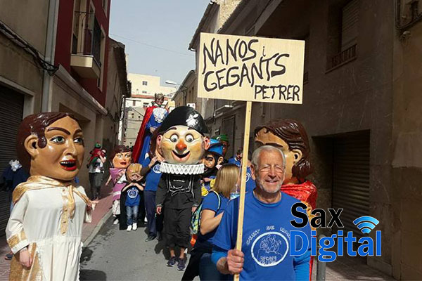 Gigantes y cabezudos