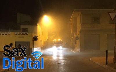 Dos mujeres evacuadas por inhalación de humo a causa de un incendio en Sax