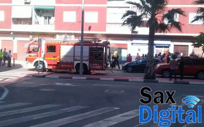 Se incendia un local en la Avenida Jaime I de Sax