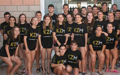 El Club Natación Sax aporta cuatro nadadoras a un nuevo proyecto