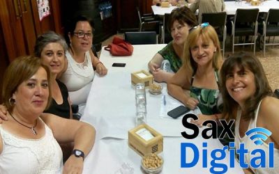 La comisión de mujeres músicos de la década de los 80 se reúne en Sax