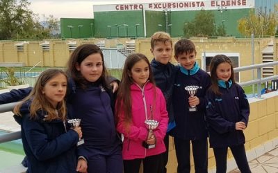 Los mas pequeños del Club Natación Sax, suben al pódium en Elda