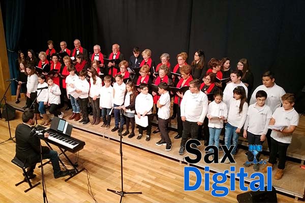 Repetición del Concierto de Navidad interpretado por la Polifónica San Blas y los Sones