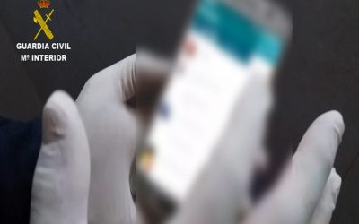 La Guardia Civil detiene a 19 personas por un presunto delito de tenencia y/o distribución de pornografía infantil