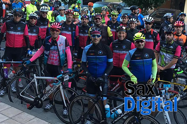 La XXIX edición de la Quebrantahuesos se llena de ciclistas sajeños