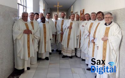 Nuestro cura párroco Alfredo Beltrá López, cumple 25 años de sacerdocio