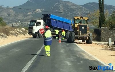 La carretera de Salinas comienza su reparación