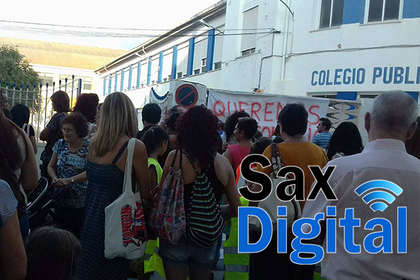 Las obras de acondicionamiento en el Colegio Cervantes están paralizadas por las irregularidades en su tramitación, según el grupo popular