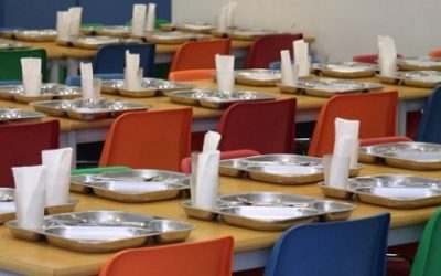 La falta de solicitud de comedor escolar en Pascua obliga al ayuntamiento a suprimir el servicio