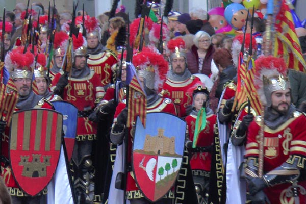 Más de 500 personas participarán en el desfile del 50 aniversario de los Alagoneses