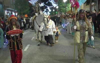 Los Reyes Magos llenaban de magia, ilusión y regalos, la Villa de Sax
