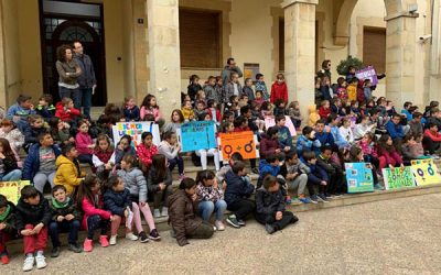 Manifiesto del día de la Mujer, por los escolares del colegio Alberto Sols