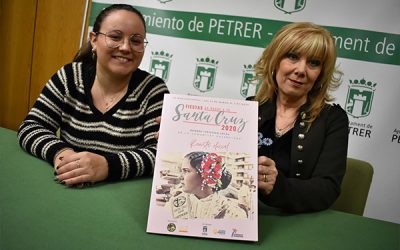 Presentada la revista de las Fiestas de la Santa Cruz 2020 con un guiño a las reinas infantiles y a la recuperación del traje regional en su portada