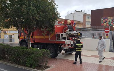 La UME llevó a cabo tareas de desinfección en Sax
