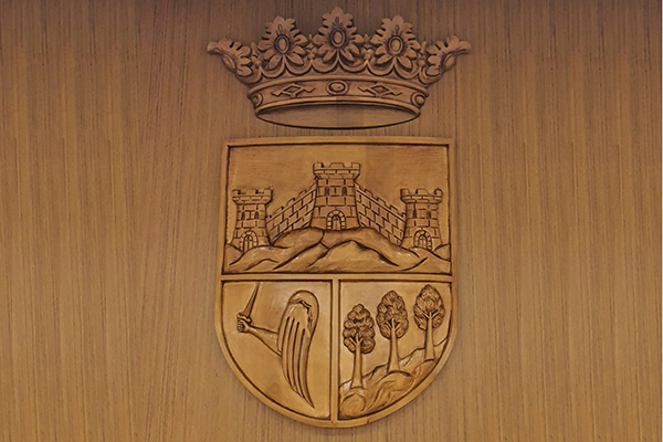 Escudo de Sax en madera