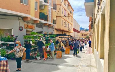 El Ayuntamiento de Sax volverá a permitir la instalación del mercadillo y espaciará los puestos con más calles