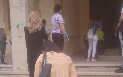 La obtención de la firma electrónica crea colapsos en las puertas del Ayuntamiento de Sax