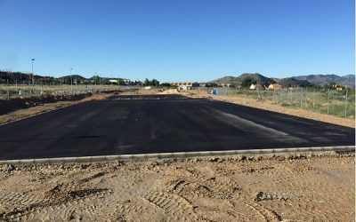 Avanzan las obras de acondicionamiento del solar que acogerá provisionalmente el IES Azorín