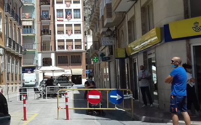 Vecinos y comercios cercanos “plantarán cara» a seguir con la peatonalización de la calle Castelar en Sax