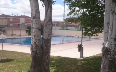 Vox Sax denuncia el cierre de la piscina de verano