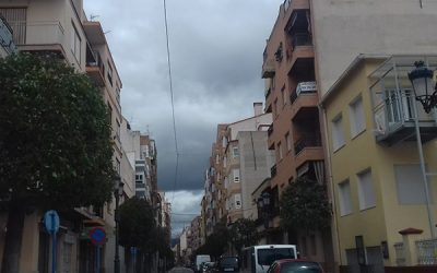 El elevado precio de los alquileres y la crisis mantienen demasiados locales cerrados en las principales arterias comerciales de Sax