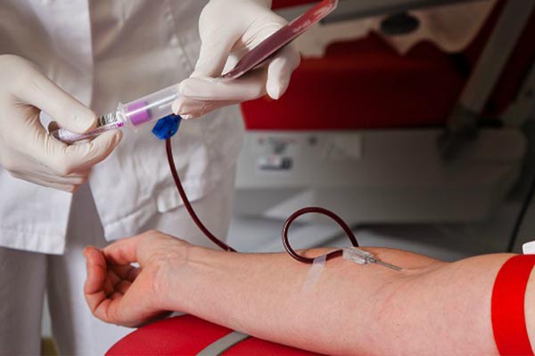 Buenos resultados en la donación de sangre organizada por la Comparsa de Cristianos