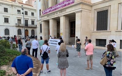 La Asociación Nacional de Víctimas y Afectados por Coronavirus se concentra ante 20 Delegaciones de Gobierno por toda España