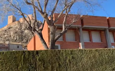 El Colegio Público Alberto Sols de Sax construirá un nuevo gimnasio y reparará la cubierta del centro educativo