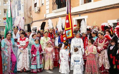 La Diputación ayuda con un millón de euros a los artesanos de indumentaria festera de la provincia