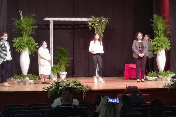 Entrega de los Premios Extraordinarios al Rendimiento Académico de primaria y secundaria en Sax