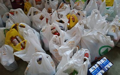 Recogida de material humanitario en Sax con destino a Ucrania