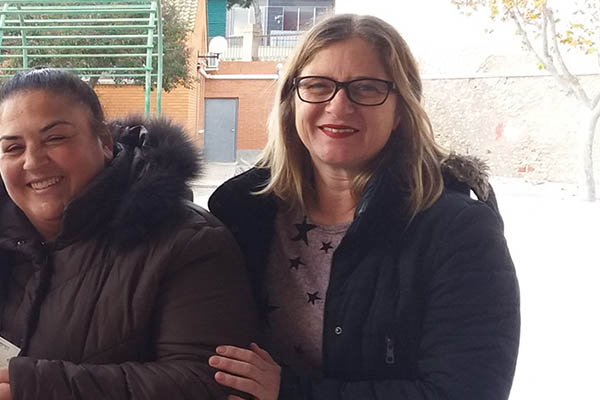 La Federación de APAS de la provincia otorga a Rosi Alarcón con el premio Lápiz Escuela Pública 2020