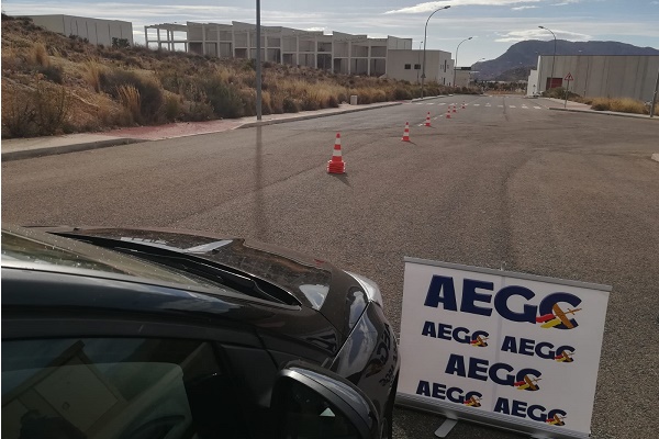 CSIF, AEGC y CEP imparten un curso de de conducción evasiva policial dirigido a guardias civiles, policías nacionales y policías locales