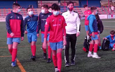 Cada vez son más los entrenadores sajeños titulados que lideran diferentes equipos del fútbol base por la comarca