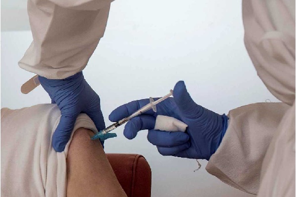 Sanidad anuncia Sax como punto de vacunación sin cita contra la covid y la gripe