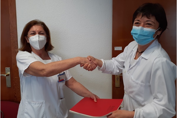 Mª Elena Ferrer se jubila tras una trayectoria llena de compromiso con la profesión enfermera