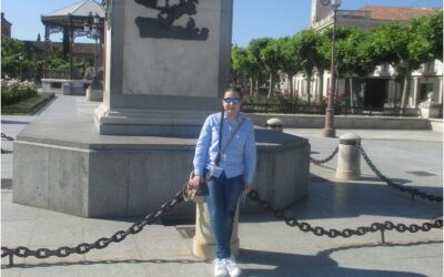La escritora Carmen Galvañ recibe varios galardones en Palencia, A Coruña y Badajoz
