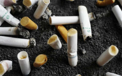 Fumar delante de menores un peligro que debemos evitar «el tabaco puede provocar cáncer y matar» también su humo